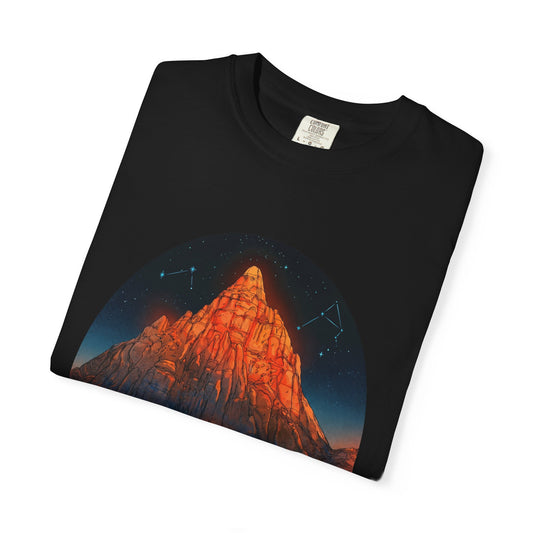 Cairn Game Aava Climbing Mount Kami Fan Art – Survival Climber Design Premium T-Shirt